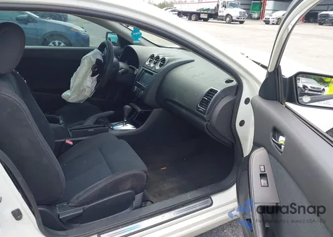 2013 Nissan Altima 2.5 S z USA, uszkodzony, nr VIN 1N4AL2EP4DC235542